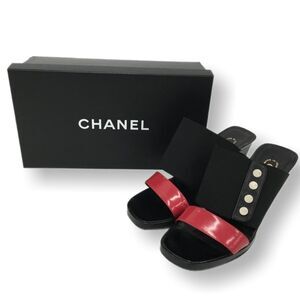 Chanel Red & Black Leather CC Open Toe Block Heel Y2K Sandals Size EU 36/US 5.5